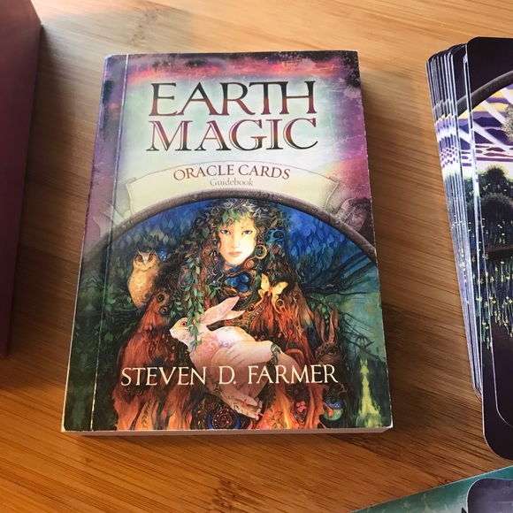 Earth Magic, oracle deck by Steven D. Farmer - Picture 3 of 5